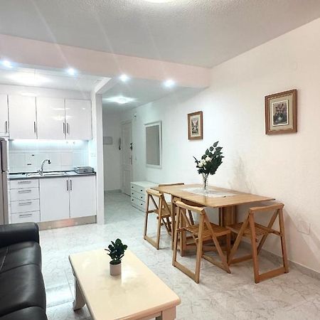 Estudio A 1 Minuto De La Playa Apartment Torrevieja Ngoại thất bức ảnh
