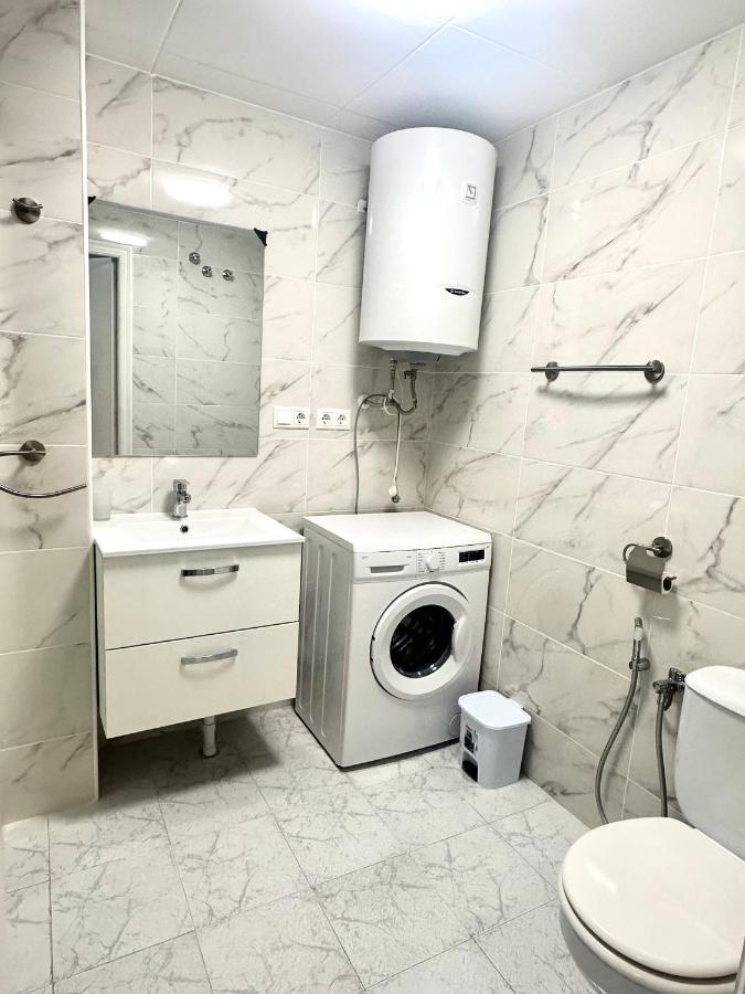 Estudio A 1 Minuto De La Playa Apartment Torrevieja Ngoại thất bức ảnh
