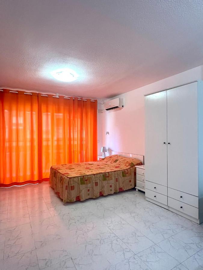 Estudio A 1 Minuto De La Playa Apartment Torrevieja Ngoại thất bức ảnh
