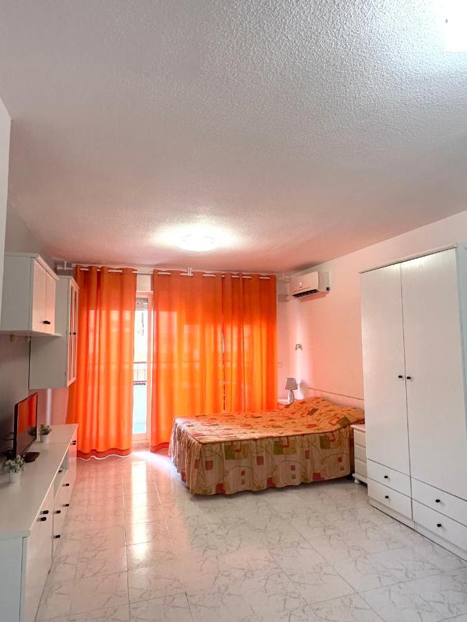 Estudio A 1 Minuto De La Playa Apartment Torrevieja Ngoại thất bức ảnh